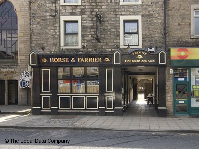 Horse & Farrier