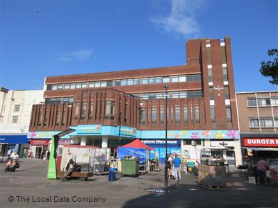 Deichmann - Ladywell - & similar nearby | nearer.com