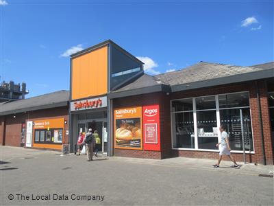 Sainsbury's - Chiswick - & similar nearby | nearer.com